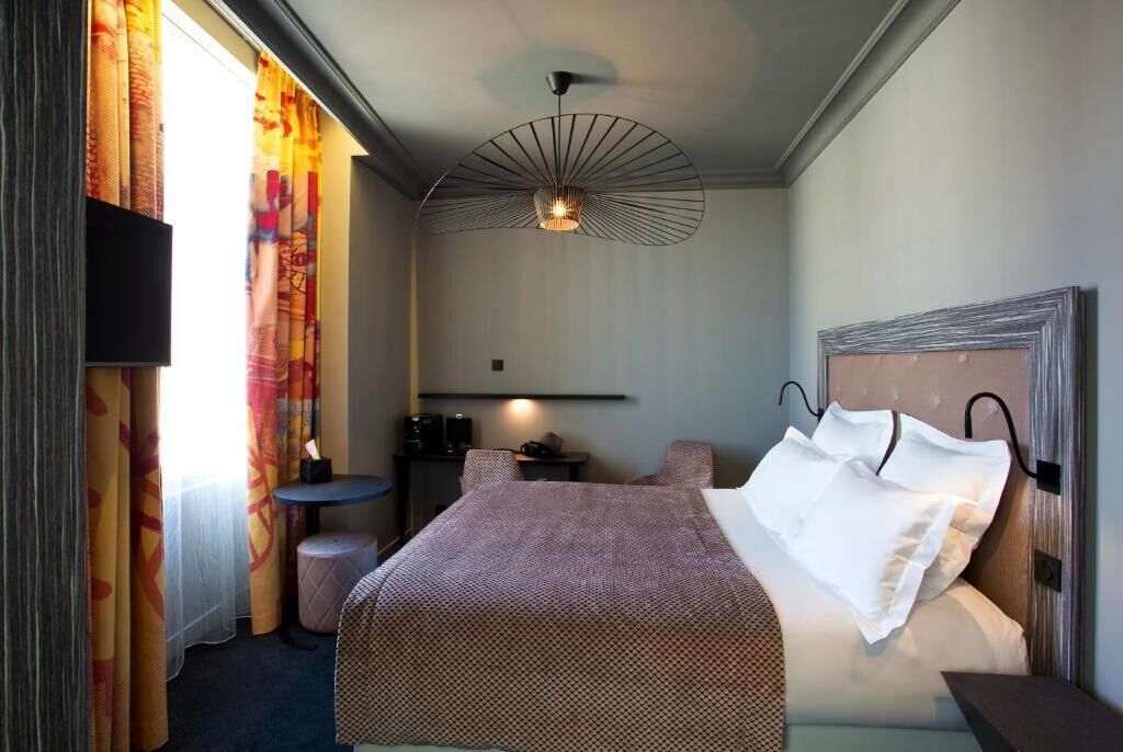 Premium bedding, minibar, in-room safe, blackout curtains