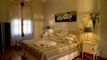 免費嬰兒床、免費 Wi-Fi