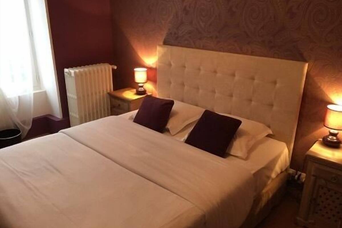 superior double room | desk, iron/ironing board, free cots/infant beds, free wifi