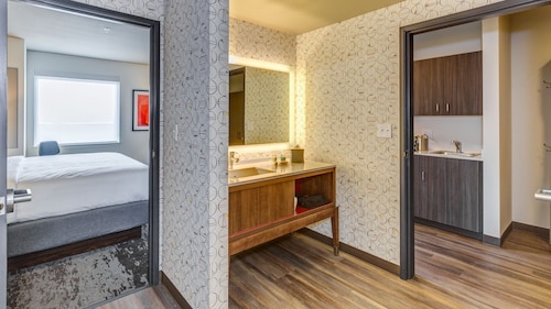 Holiday Inn & Suites Bellingham by IHG