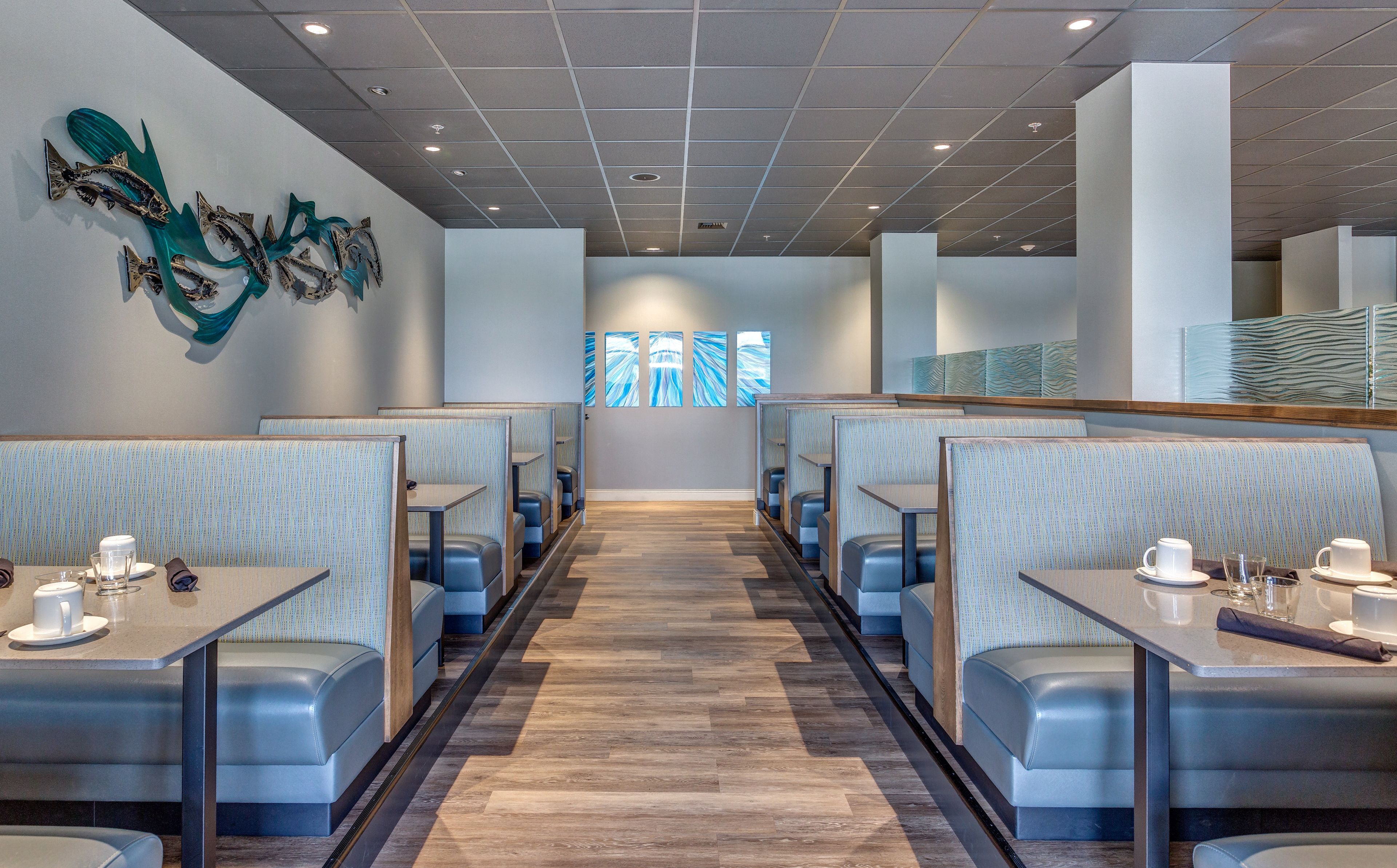 breakfast, lunch and dinner served