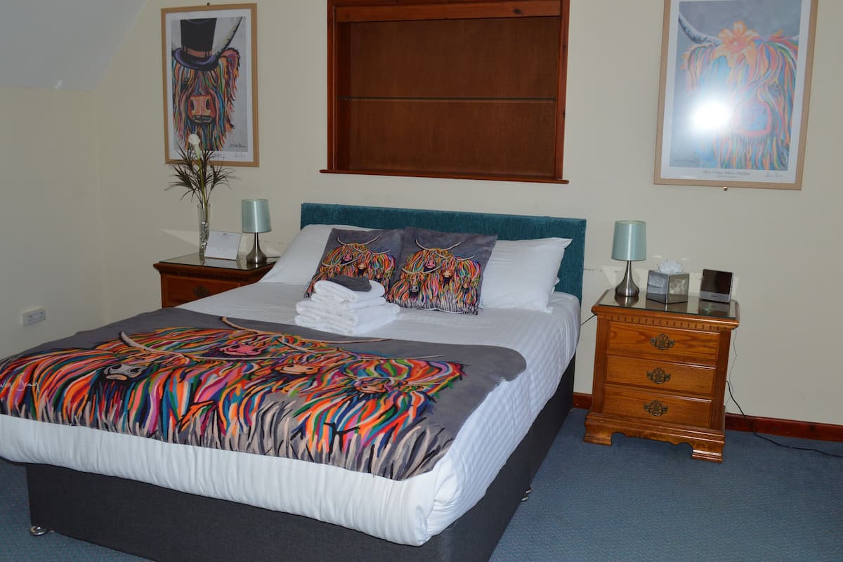Standard Double Room, Annex Building (Room 15) | 다리미/다리미판, 무료 WiFi, 침대 시트