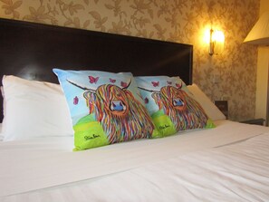 Standard Double Room, Annex Building (Room 12) | Iron/ironing board, free WiFi, bed sheets - Hunters Lodge Hotel (Gretna)