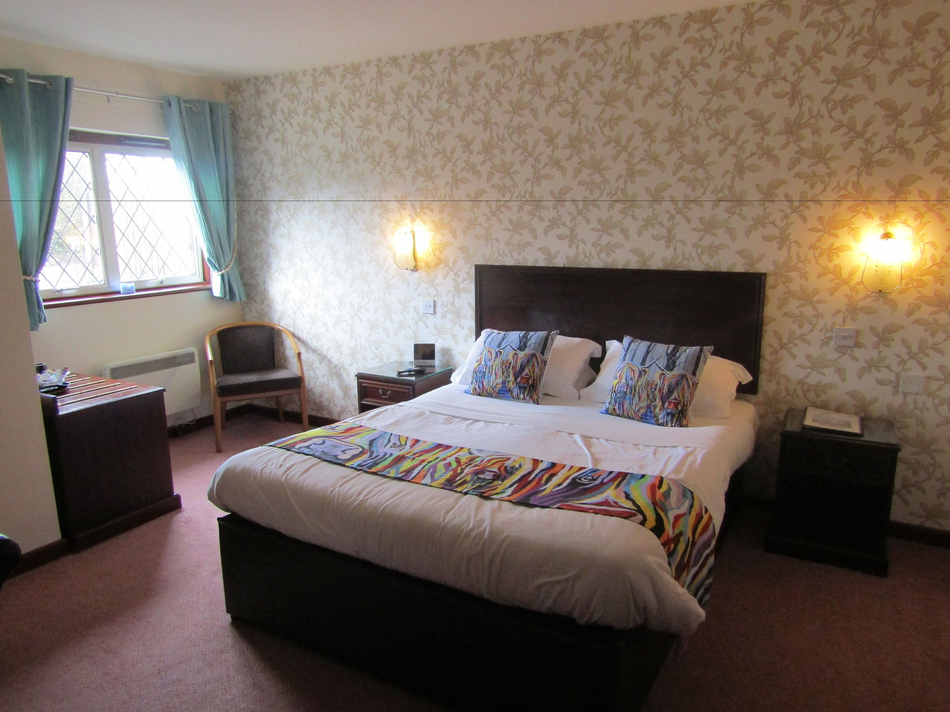 standard double room, annex building (room 11) | iron/ironing board, free wifi, bed sheets