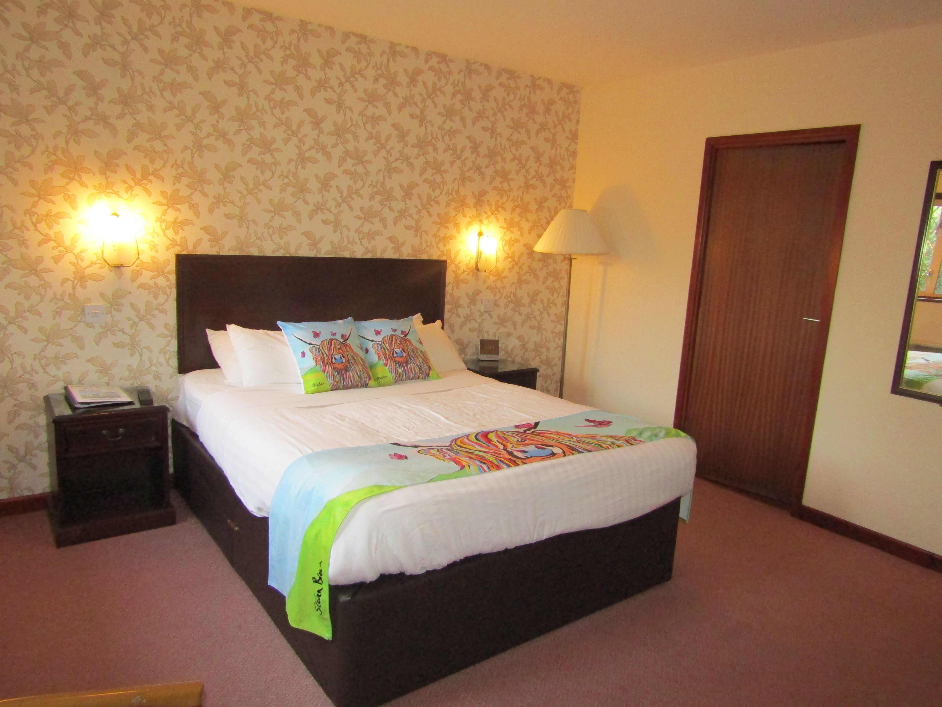 standard double room, annex building (room 12) | iron/ironing board, free wifi, bed sheets