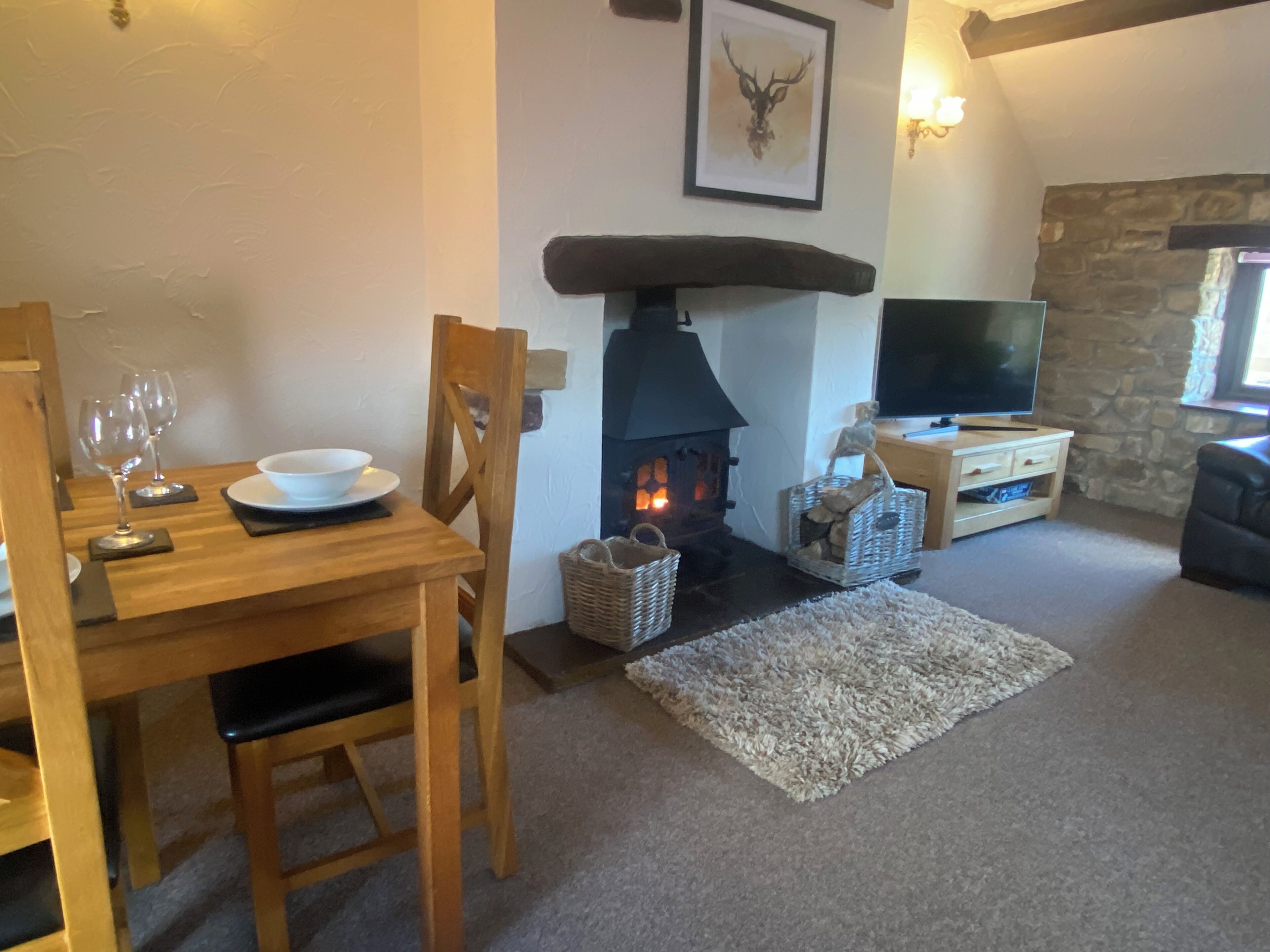 Superior Cottage, 2 Bedrooms (Seran Gipsy) | In-room dining