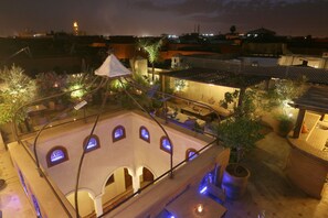 Outdoor dining - Riad L'emir (Marrakech)
