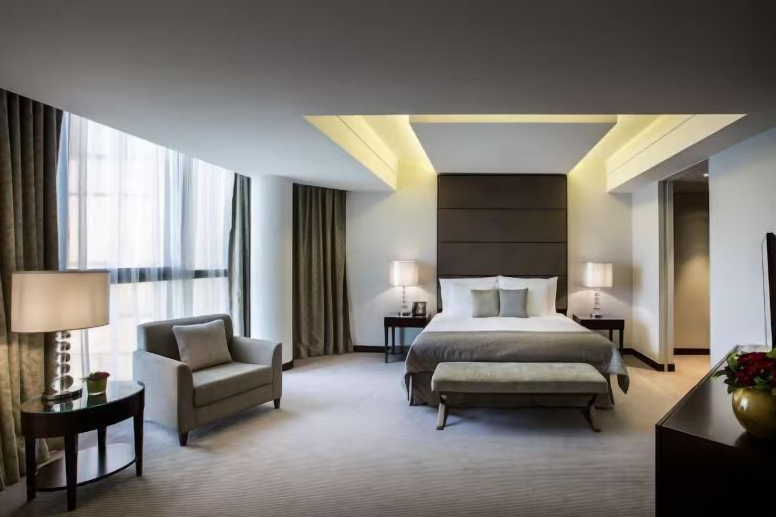 Ropa de cama hipoalergénica, edredón y minibar 