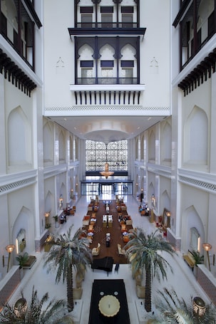 Interior. Bab Al Qasr Hotel