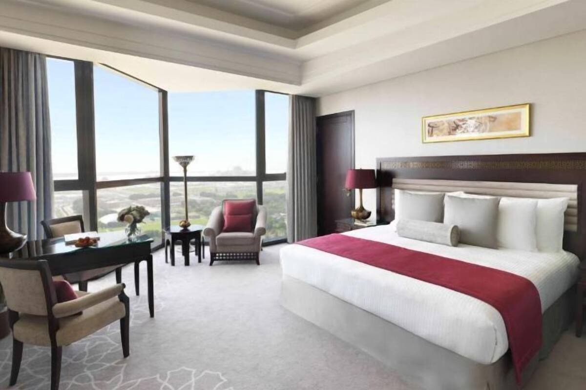 Ropa de cama hipoalergénica, edredón y minibar
