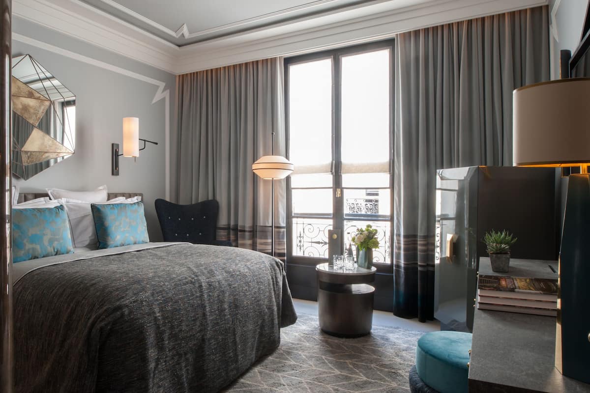 1 bedroom, premium bedding, minibar, in-room safe