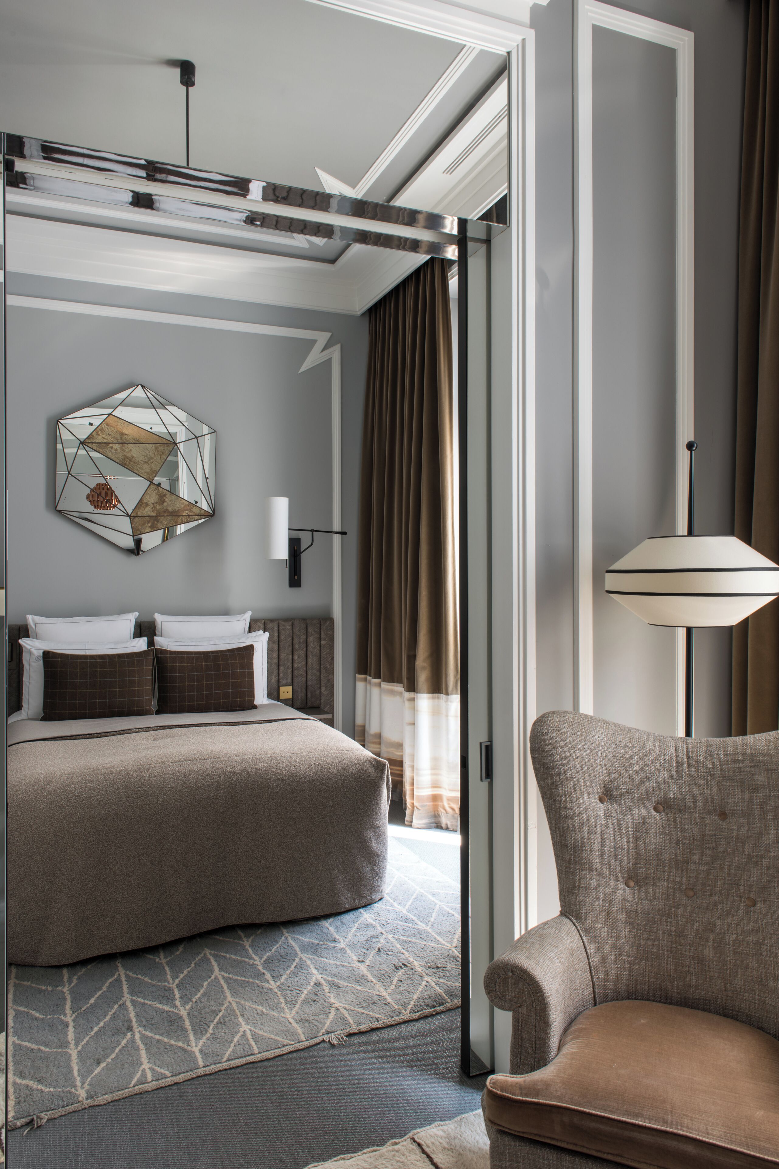 junior suite | 1 bedroom, premium bedding, minibar, in-room safe