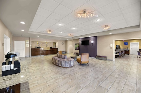 Lobby. Comfort Inn & Suites Lovington