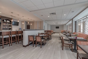 Restaurant - Holiday Inn Mishawaka by IHG (Mishawaka)