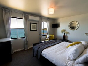 Zimmer, 1 King-Bett | Wohnbereich