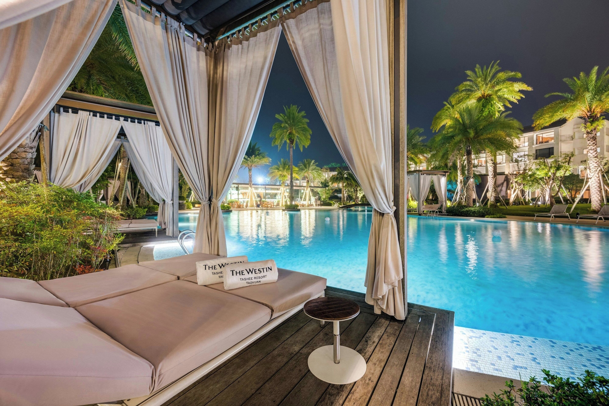 5 Star Hotels