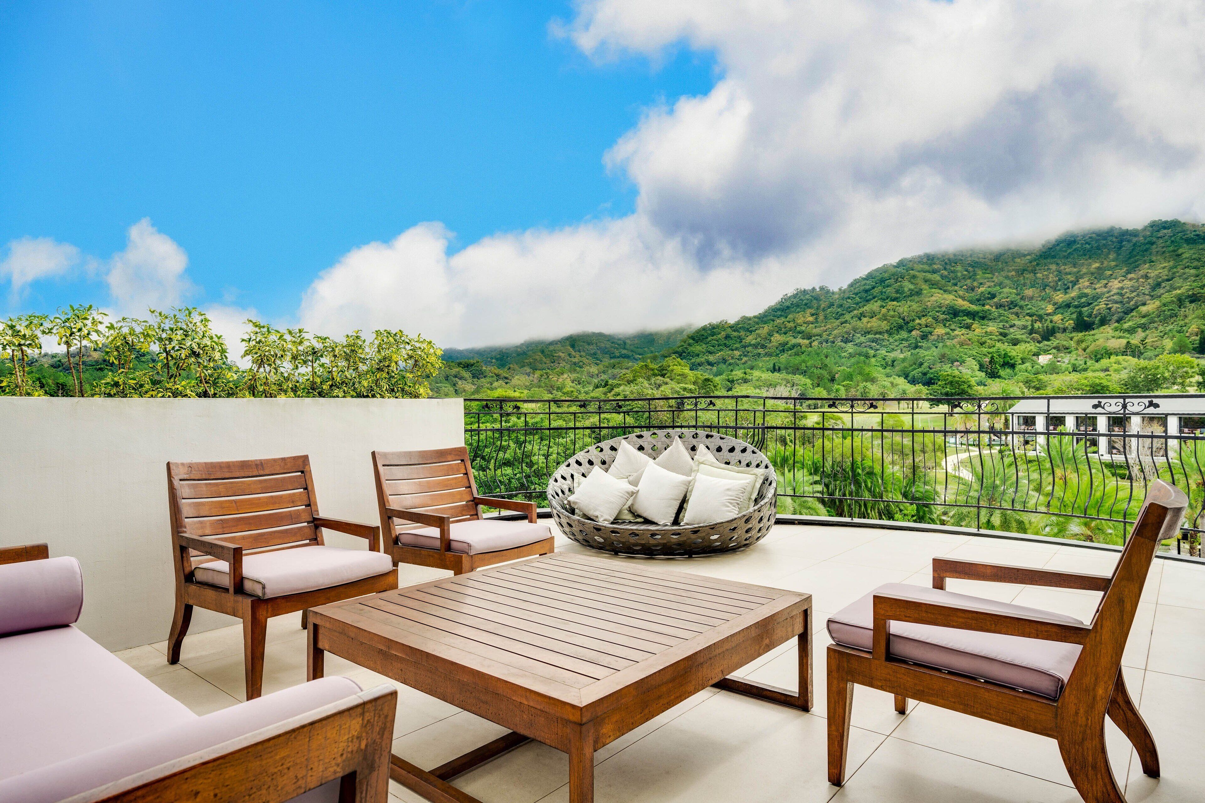 1 bedroom, free minibar, in-room safe, desk