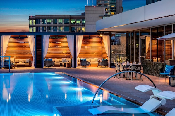 Outdoor pool, open 10:00 AM to 7:00 PM, sun loungers