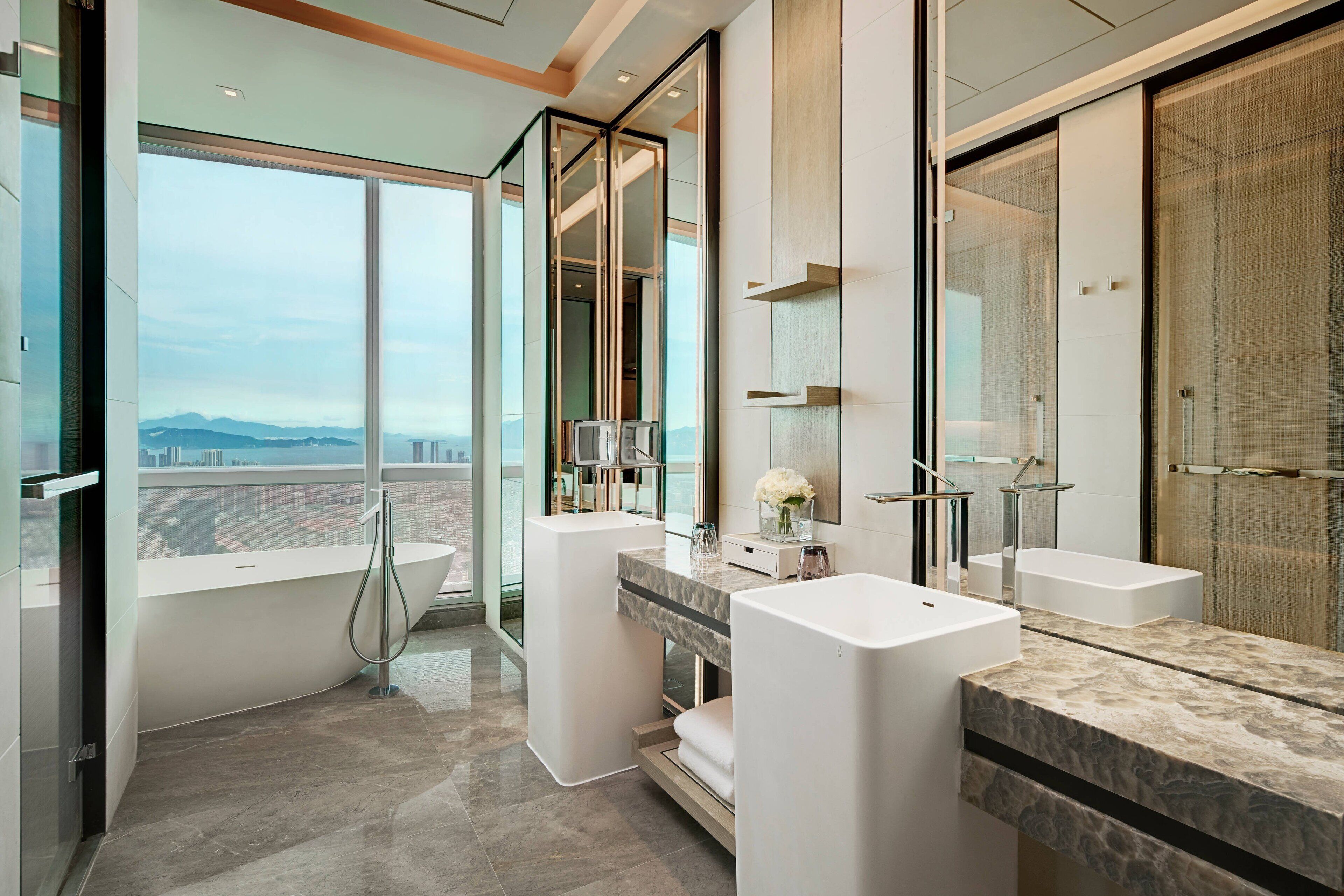 executive studio, 1 king bed, non smoking, city view | bathroom | separate bathtub and shower, hydromassage showerhead, free toiletries