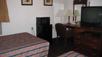 Desk, iron/ironing board, rollaway beds, free WiFi