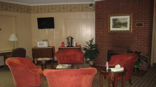 Unclassified image, 1 of 6, button - Martin House Motel (Brookfield)