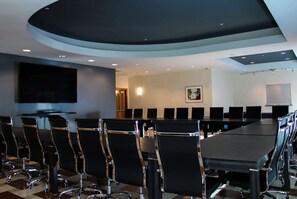 Meeting facility - Broadway Plaza, Trademark Collection by Wyndham (Rochester)