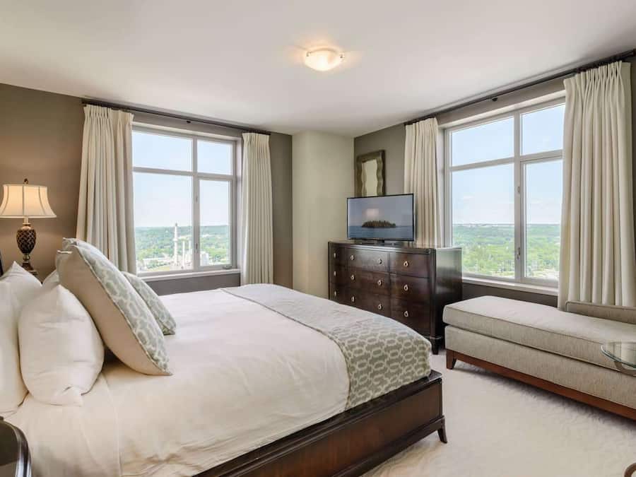 Two-Bedroom Apartment - Mobility Accessible/Non-Smoking | In-room safe, individually furnished, desk, laptop workspace