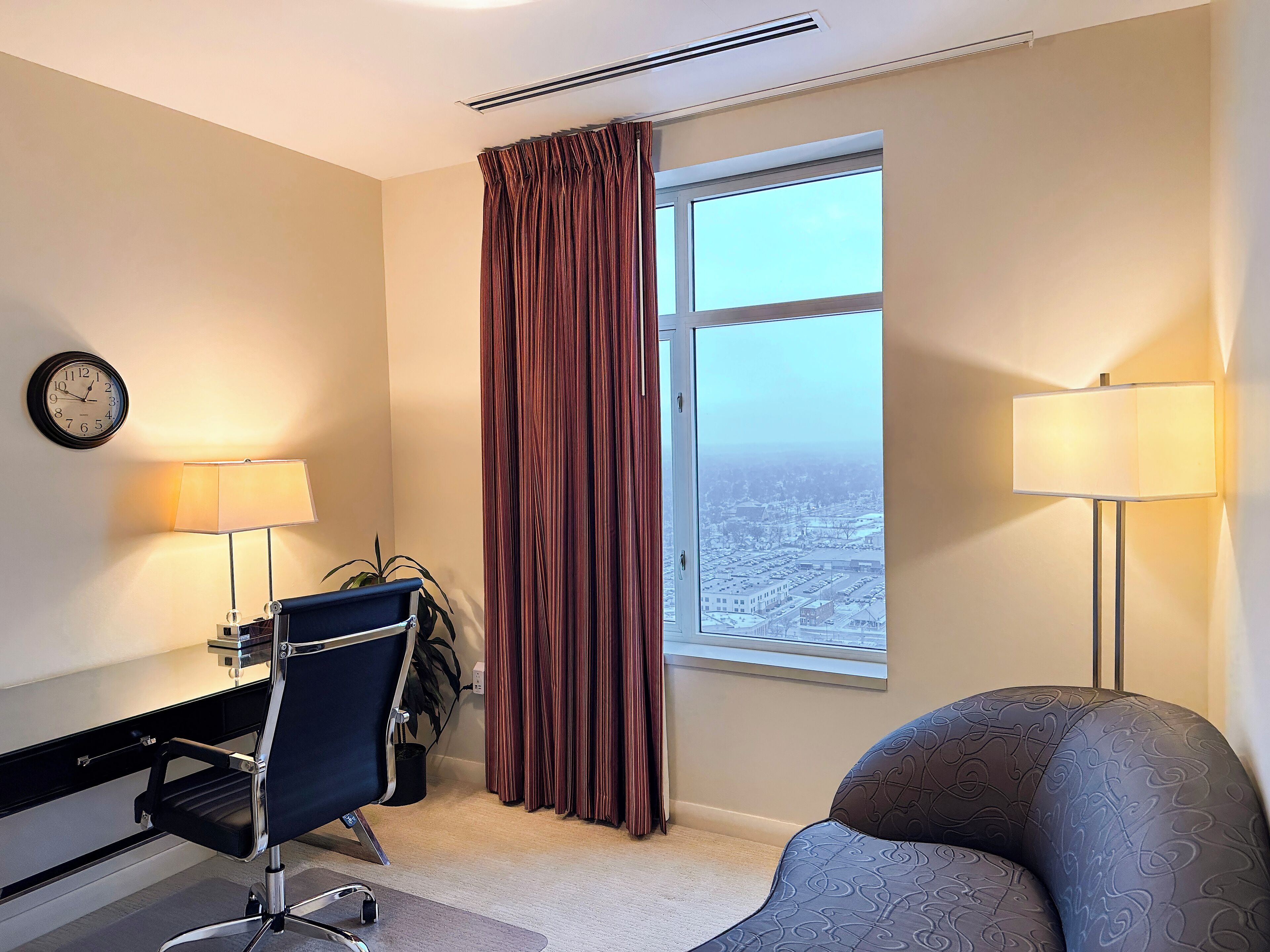 In-room safe, individually furnished, desk, laptop workspace