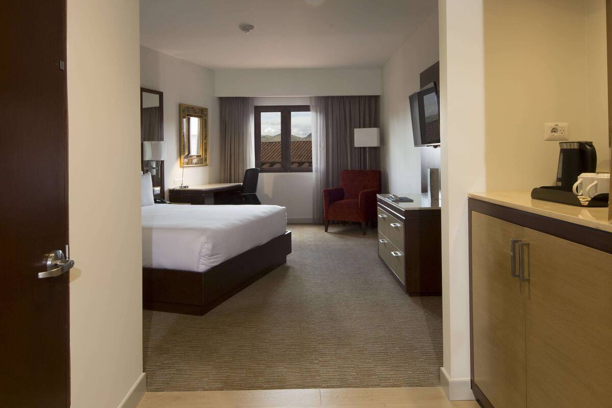 1 king bed accessible (roll in shower) | 1 bedroom, in-room safe, blackout curtains, free cots/infant beds