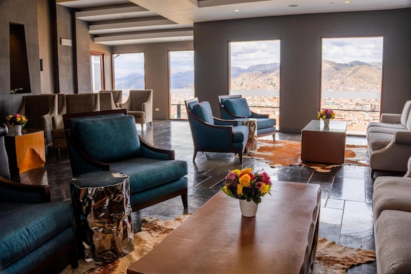 Executive lounge - Hilton Garden Inn Cusco (Cusco)