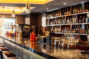 2 bars/lounges - Hilton Garden Inn Cusco (Cusco)