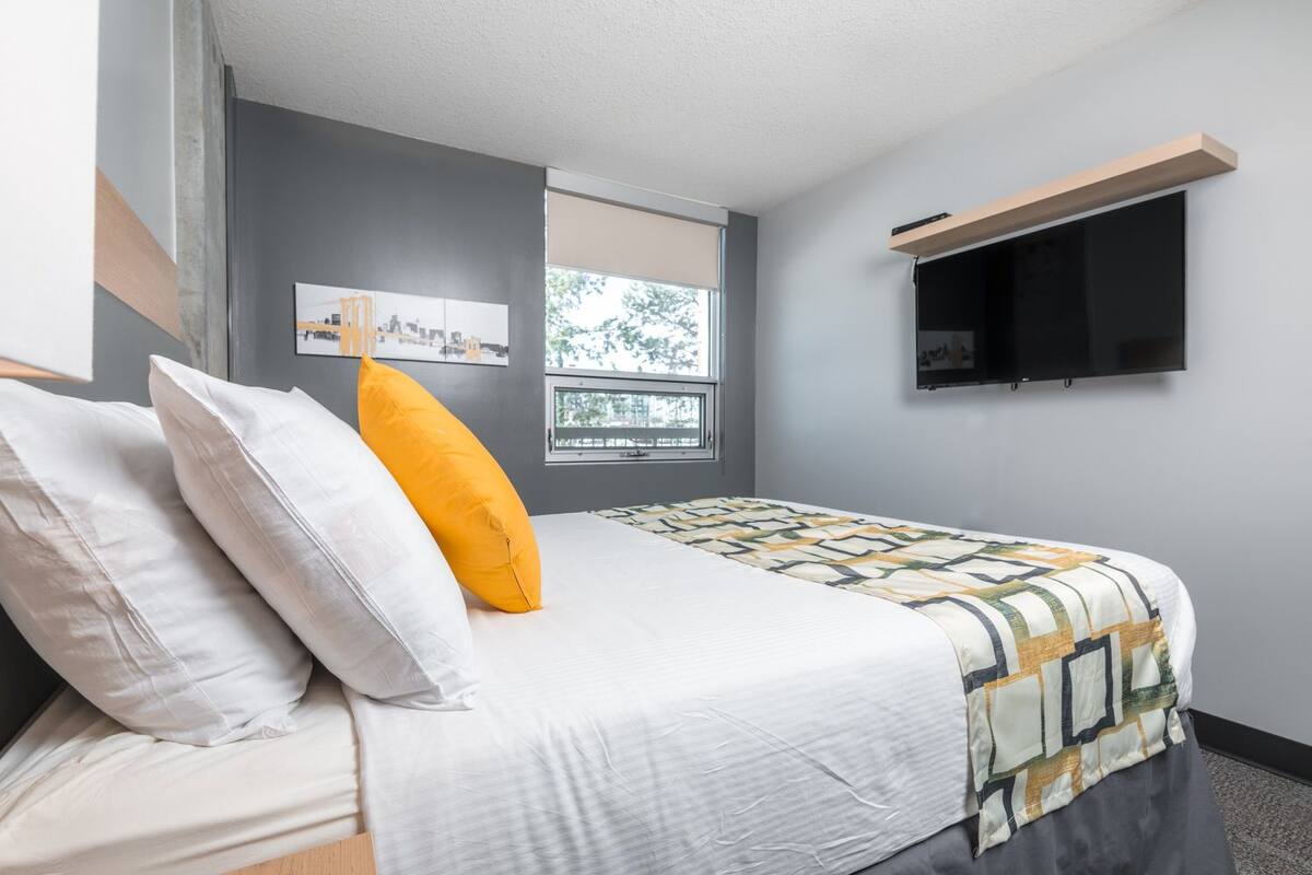 Deluxe Suite, 2 Bedrooms, Non Smoking, Kitchenette