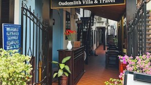 Front of property - Villa Oudomlith (Luang Prabang)