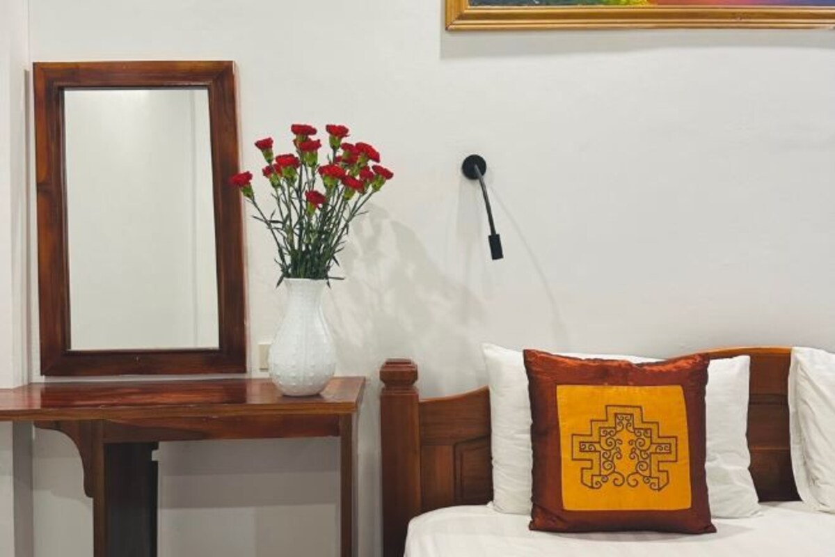 Minibar, in-room safe, desk, soundproofing