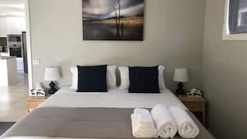 Abalina on Cherry 3 Bedroom  | 3 bedrooms, premium bedding, individually decorated, desk