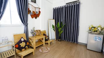 Chambre Double Deluxe | Minibar, coffres-forts dans les chambres, bureau, Wi-Fi gratuit