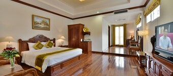 Golden Rice Hotel