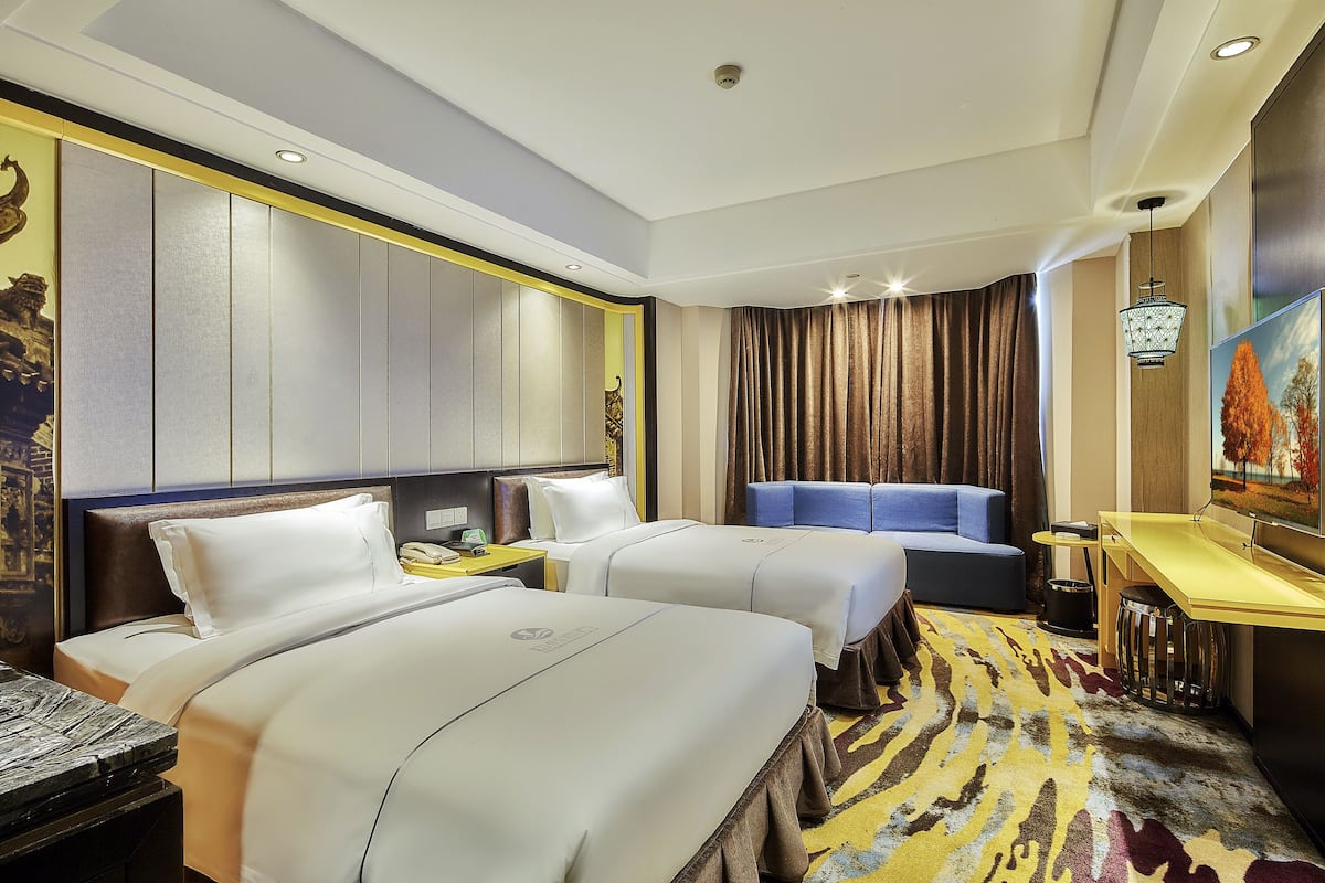 Deluxe Twin Room | Premium bedding, in-room safe, blackout drapes, soundproofing