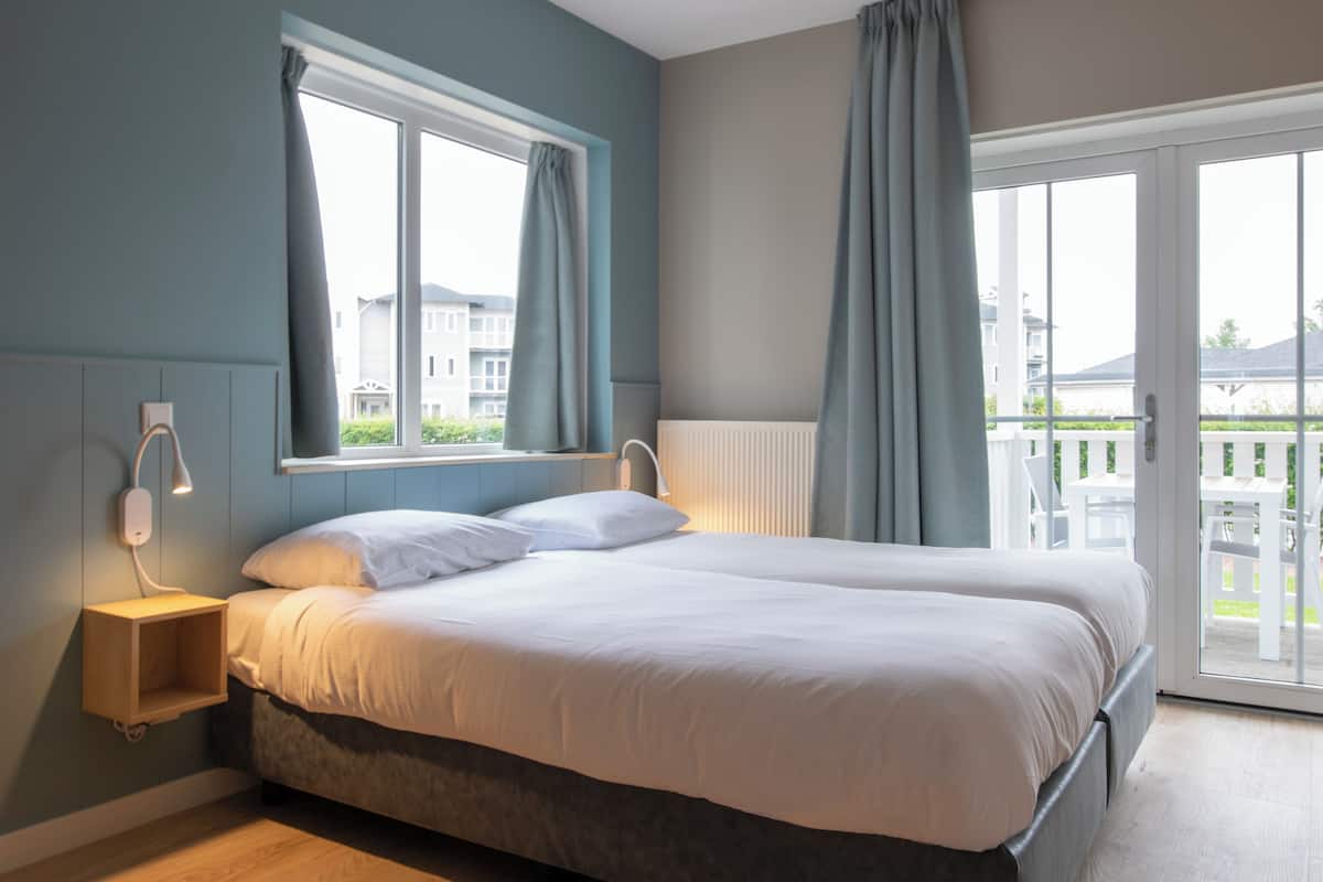Comfort Double Room | Minibar, WiFi (free), bed sheets