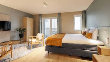 Minibar, wifi gratis y ropa de cama