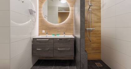 Roompot Hotel Marinapark Volendam