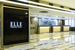 Check-in/check-out kiosk - FX Hotel Tainan MinSheng Road Branch (Tainan)