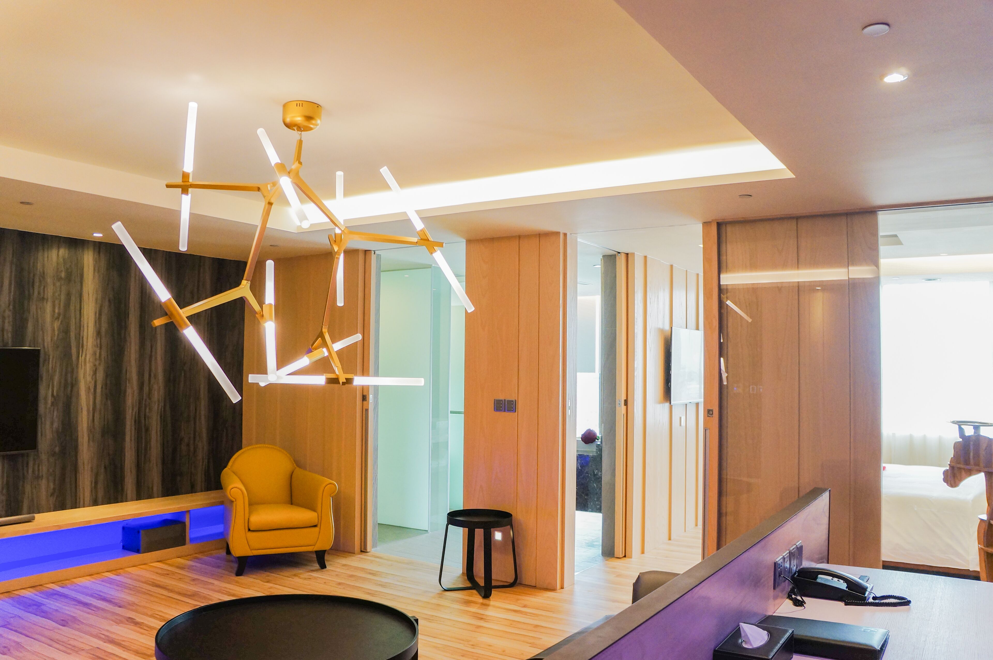 suite | 1 bedroom, premium bedding, in-room safe, individually decorated