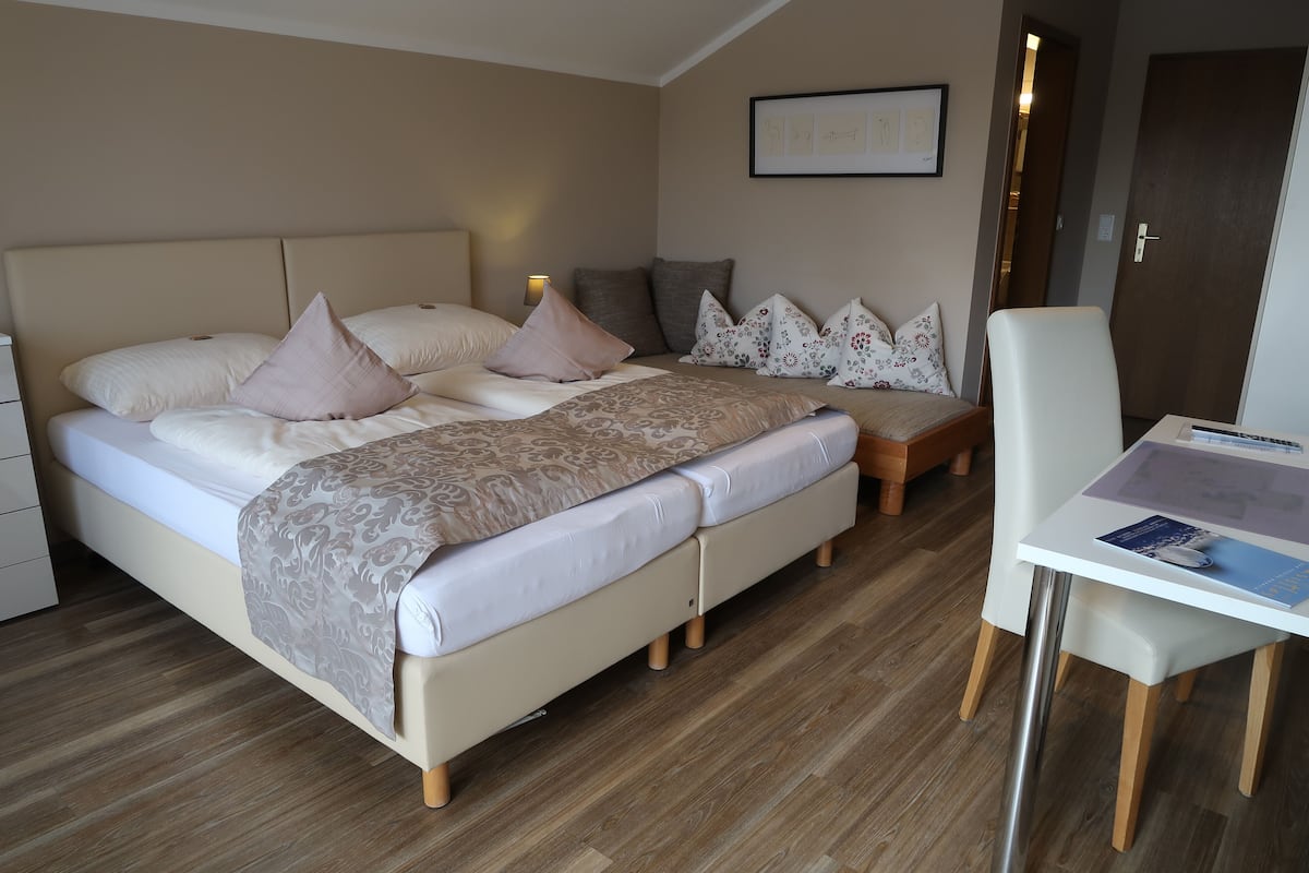 Ropa de cama de alta calidad y cubrecamas