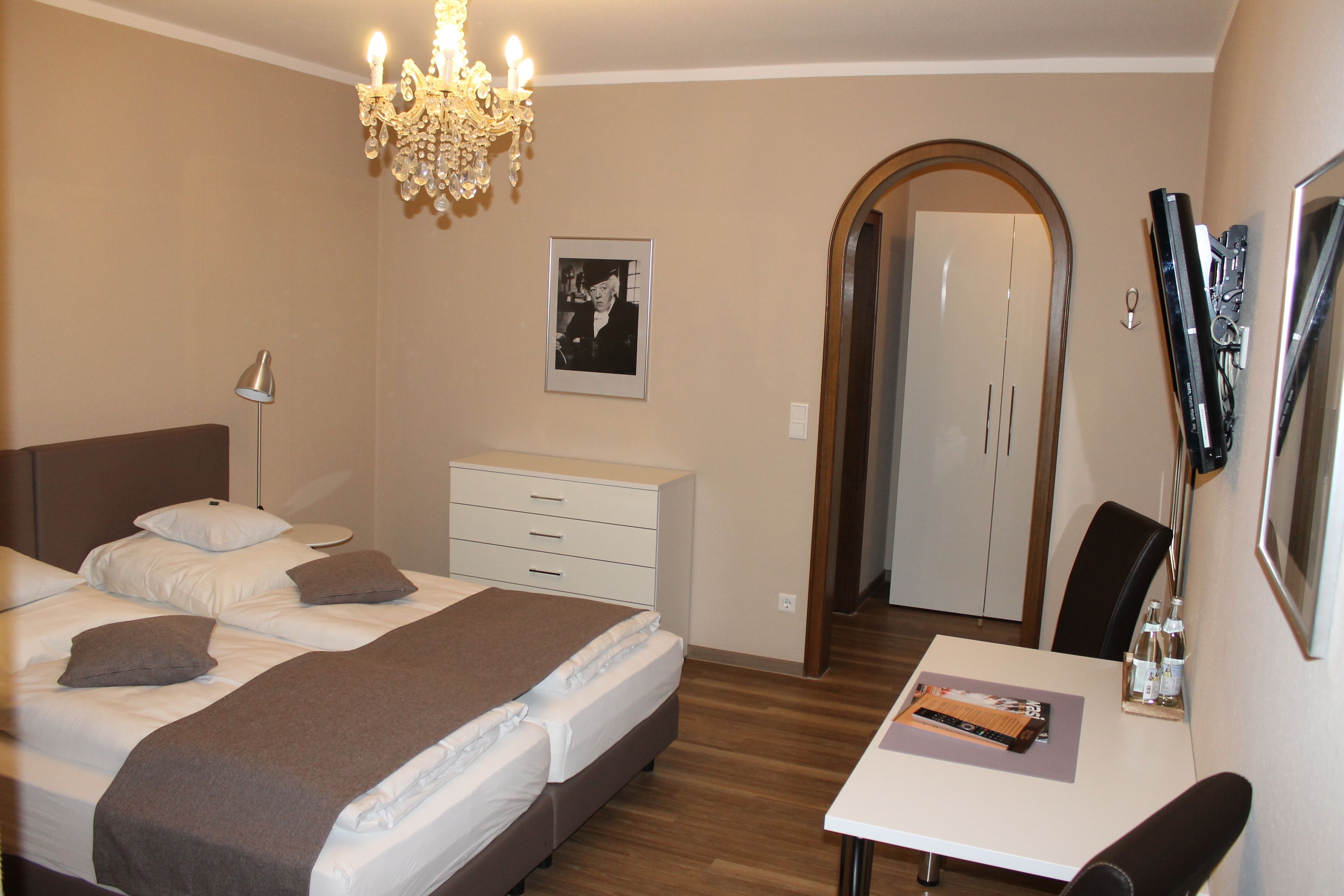 standard double room, balcony | premium bedding, down duvets, in-room safe, desk