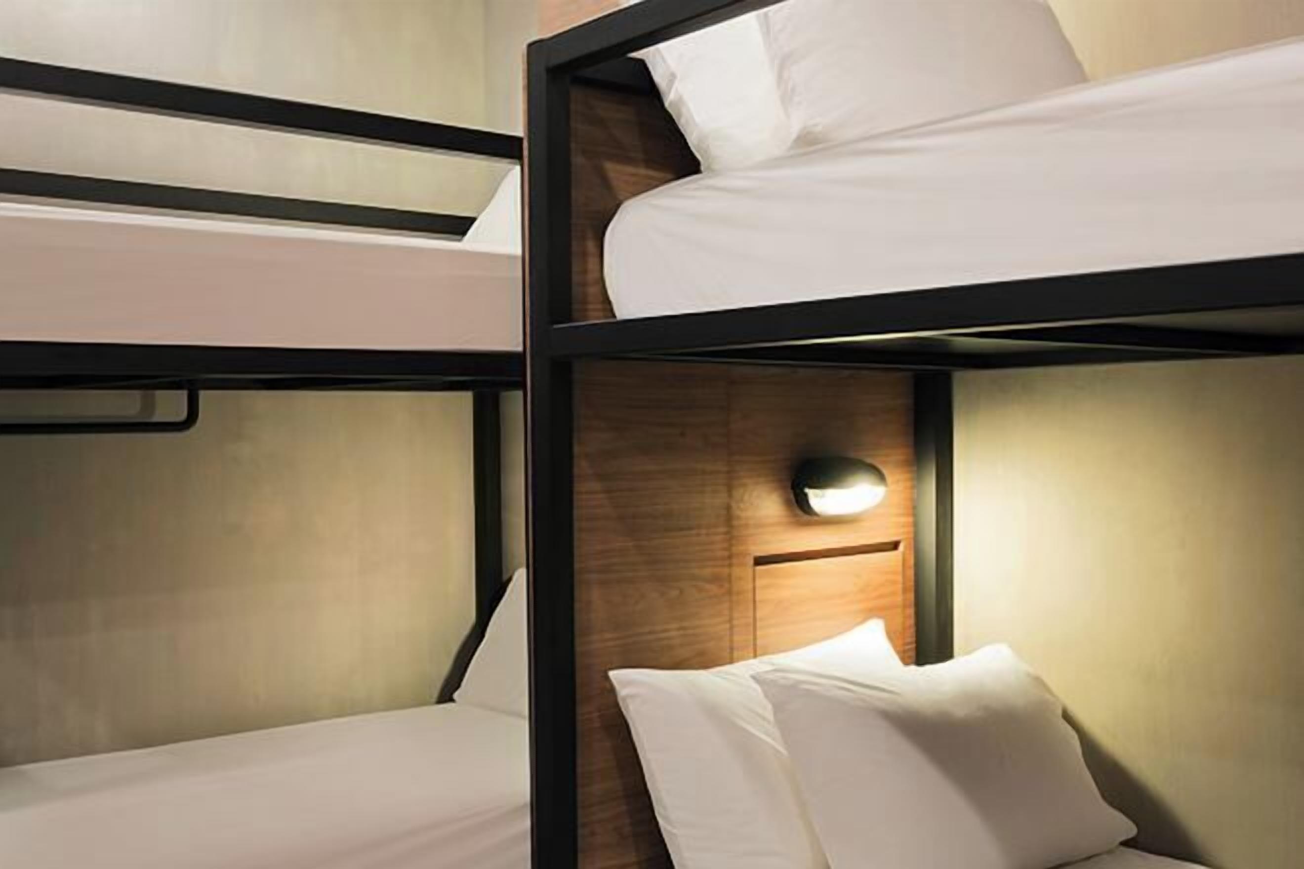 Soundproofing, free WiFi