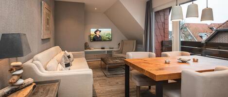 家庭三人房, 1 间卧室 | 客厅 | 电视