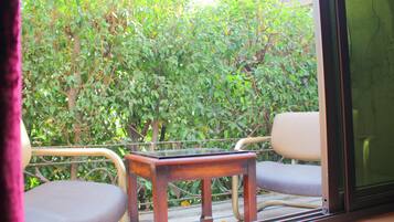Deluxe Studio Suite | Balcony
