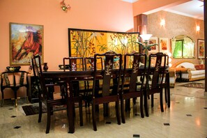 ห้องรอยัลสวีท | ร้านอาหาร