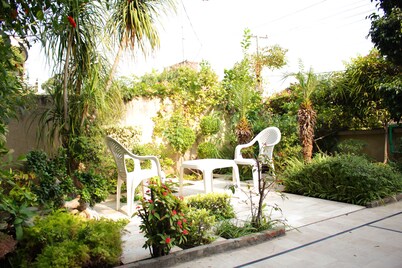Lahore Guest House